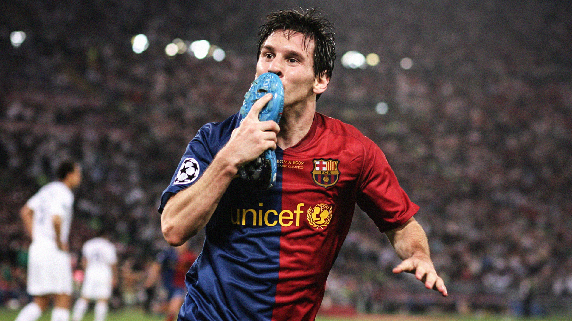 Lionel Messi - 755 bàn thắng 