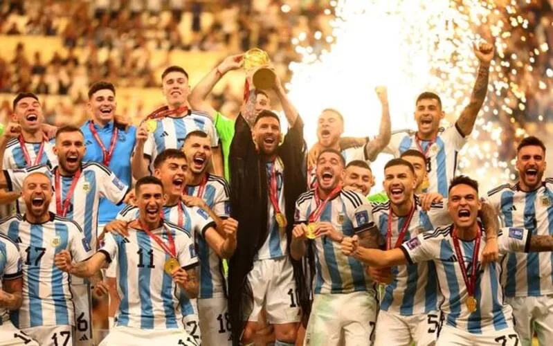Messi vô địch World Cup năm nào và dấu ấn Qatar 2022 rực rỡ